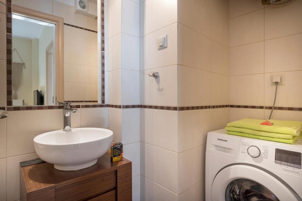 Luxury Coastal Retreat, Mountain View Balcony With Palm Trees & Parking Apartman Hriszí Aktí Haniá Kültér fotó