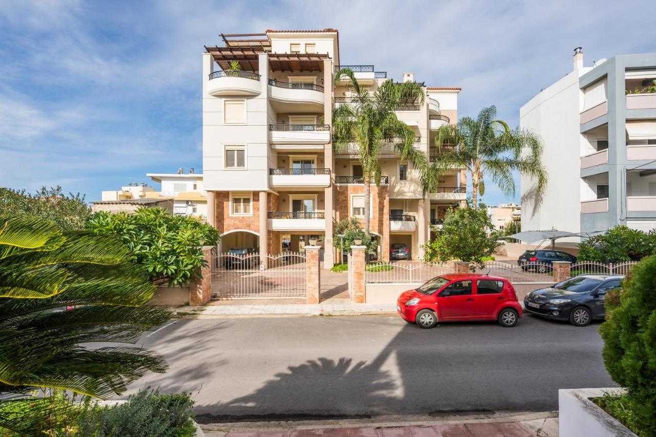 Luxury Coastal Retreat, Mountain View Balcony With Palm Trees & Parking Apartman Hriszí Aktí Haniá Kültér fotó
